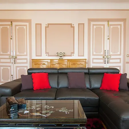 Apartment Grand Haussmann Opera 3 Bedrooms