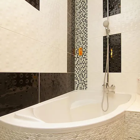 Grand Haussmann Opera 3 Bedrooms Apartment Paris