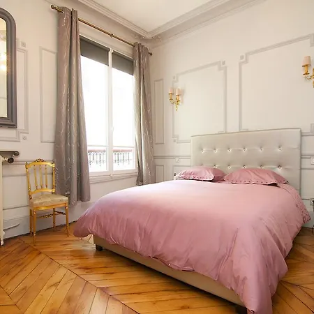 Apartment Grand Haussmann Opera 3 Bedrooms Paris