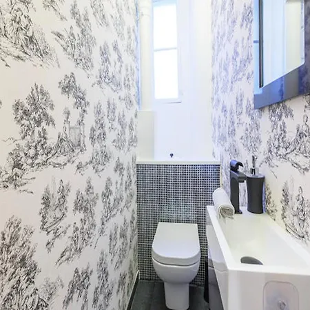 Grand Haussmann Opera 3 Bedrooms Apartment Paris