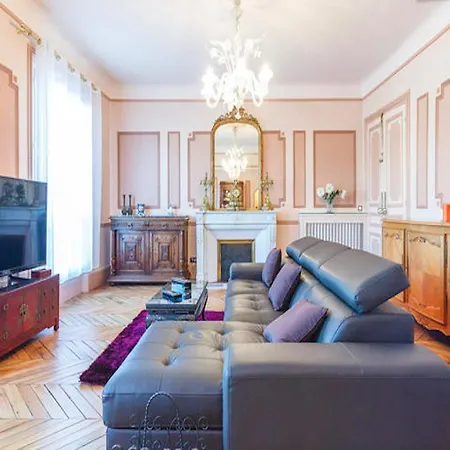 Grand Haussmann Opera 3 Bedrooms * Paris