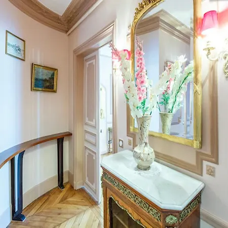 Apartment Grand Haussmann Opera 3 Bedrooms *