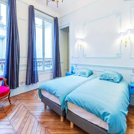 Grand Haussmann Opera 3 Bedrooms Paris